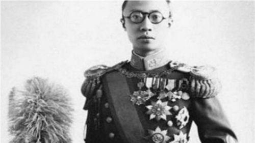 溥仪后期生活背景,从紫禁城到平民生活的转变